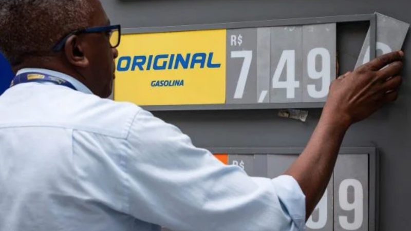 Postos de gasolina terão que mudar forma de mostrar preço até sábado