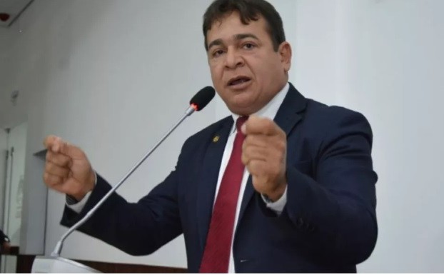 Vereador Ronivaldo Maia é expulso do PT por atropelar mulher em Fortaleza