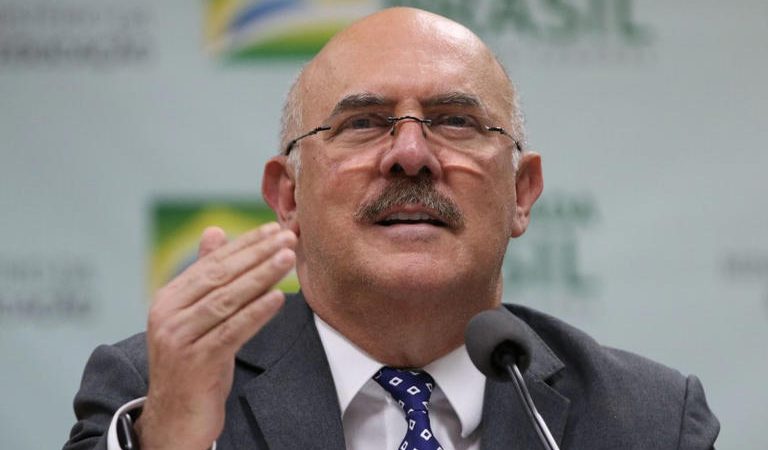 Ex-ministro Milton Ribeiro tem pedido de habeas corpus aceito por desembargador