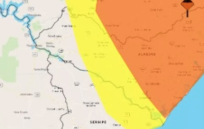 Alagoas tem dois alertas de chuvas válidos até domingo