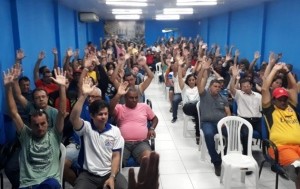 Em assembleia, trabalhadores dos Correios em AL decidem se entram em greve a partir do dia 1º