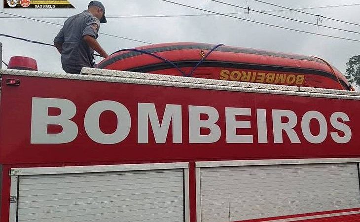 Bombeiros são chamados para combater incêndio em casa de repouso em SP e encontram 6 corpos