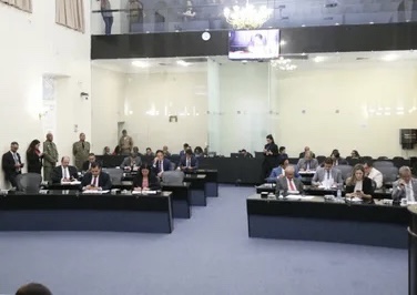 Assembleia Legislativa aprova projeto que concede bonificação a servidores da Educação