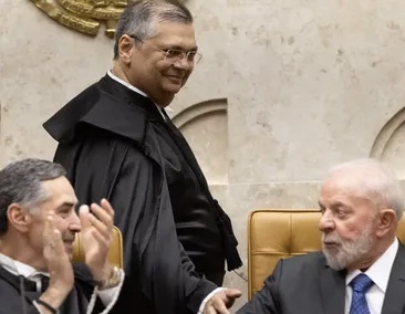 Flávio Dino toma posse como novo ministro do Supremo Tribunal Federal