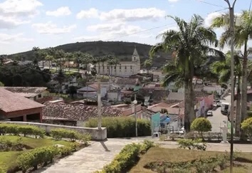 Prefeitura de Quebrangulo contrata banca organizadora para realização de concurso