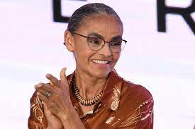 Marina Silva é diagnosticada com Covid-19 e prossegue recuperação em casa