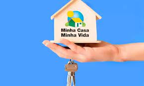 Mais de 1,3 mil famílias recebem chaves de imóveis do programa minha casa, minha vida