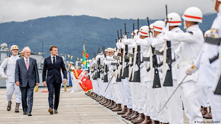 Macron indica apoio à cooperação nuclear com o Brasil durante visita oficial