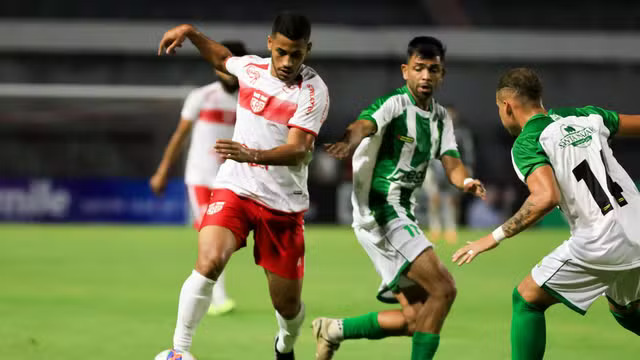 Decisão da semifinal do campeonato Alagoano: CRB vs. Murici