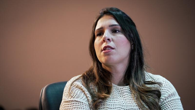 A evangélica que roda igrejas falando sobre suicídio após irmã se matar: ‘Disseram que ela ia para o inferno’