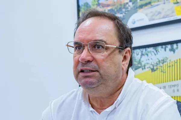 Tensão política em Arapiraca: Luciano Barbosa contrariado com entrega do PL à oposição por JHC