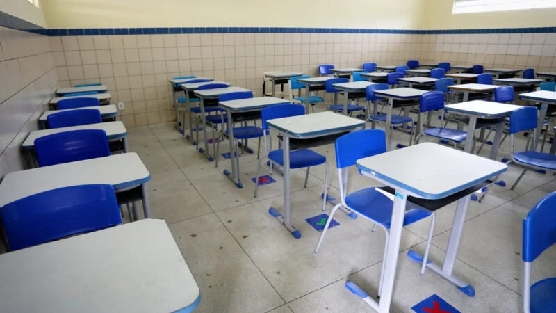 Deputado cobra climatização em salas de escolas publicas
