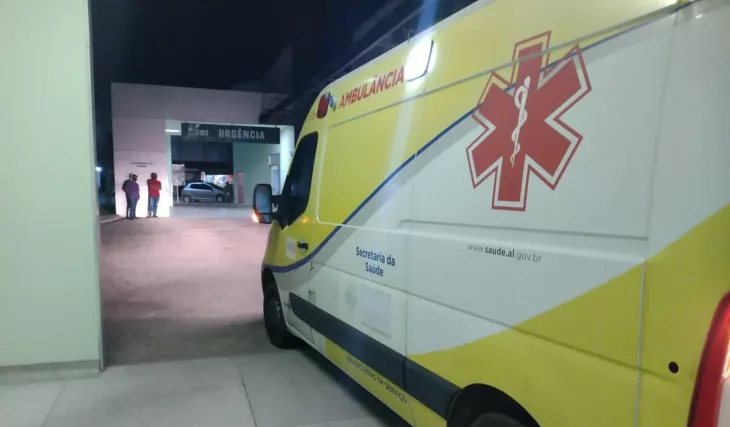 Homem é abordado e espancado por dois criminosos em via pública