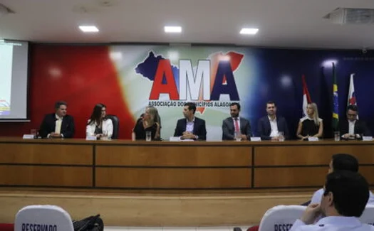 Em Alagoas, 58 prefeitos podem concorrer e outros 44 já estão no segundo mandato
