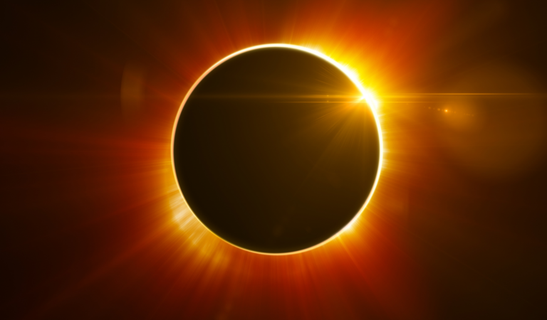 Como acompanhar o eclipse solar total de segunda-feira (8)
