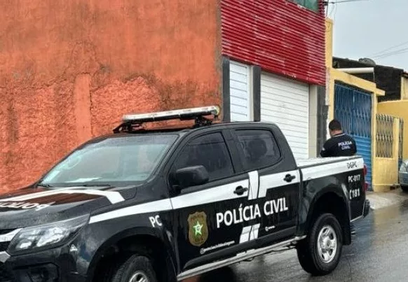 Empresário é preso por suspeita de estelionato e falsificação no Sertão do estado