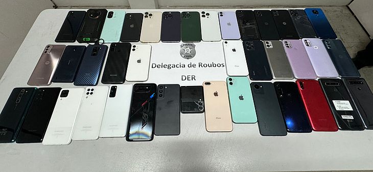 Polícia Civil recupera 45 celulares roubados entre março e abril