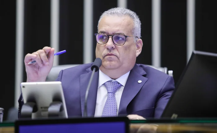 Alfredo Gaspar nega articulação para concorrer à Prefeitura de Maceió
