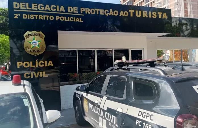 Incêndio atinge Magazine Luíza, no bairro do Farol