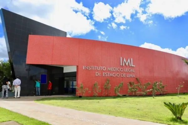 Corpo de homem é encontrado dentro de valeta na Levada