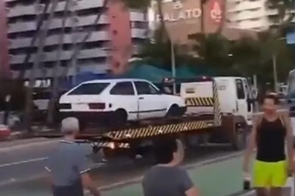 Veículo que fugiu de blitz no Centro é encontrado abandonado no Farol