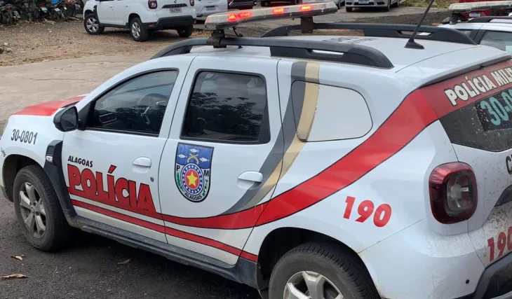 Dois homens são mortos a tiros dentro de bar no Agreste
