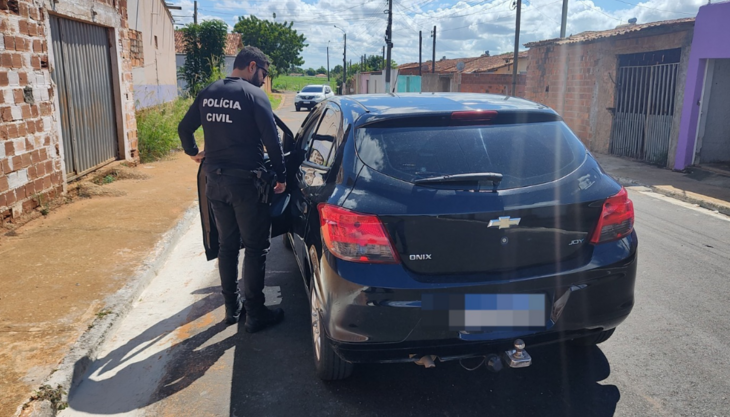 Homem que diz ter comprado carro pelo Facebook é preso por receptação, em Arapiraca