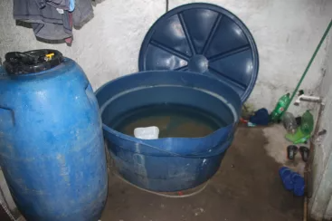 Análise pericial comprova que homem encontrado morto em cama de casa foi assassinado