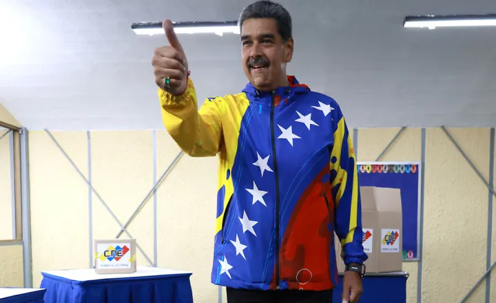 Maduro é reeleito presidente da Venezuela