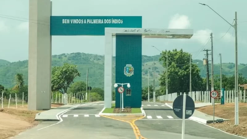 Grupo de jovens é flagrado fazendo manobras perigosas em Palmeira dos Índios