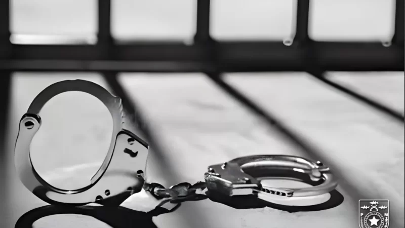Acusado de violência doméstica é preso momentos após o crime