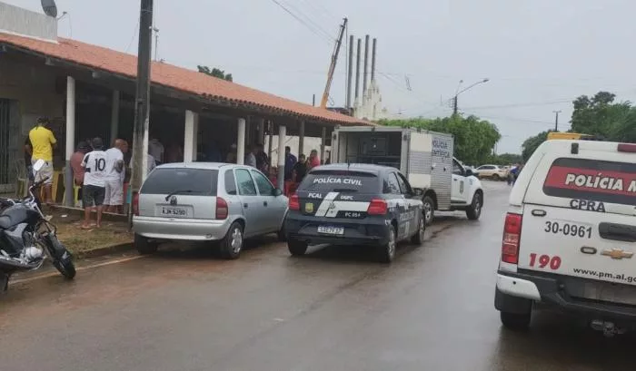 Homem é achado morto em casa; corpo foi encontrado por vizinha