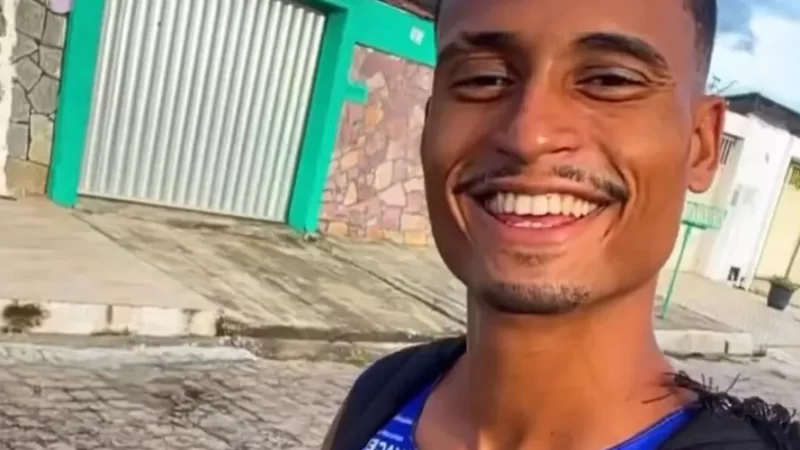 Gari foi atropelado após tentar pegar cigarro dentro de caminhão, diz condutor à PC