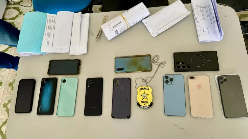 Polícia Civil recupera e devolve celulares roubados em Arapiraca