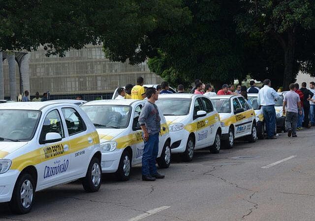 Nova lei fixa idade máxima para veículos usados em autoescolas