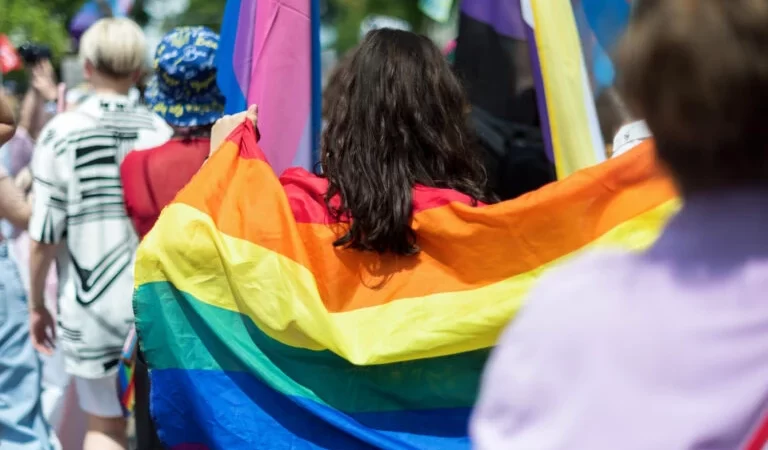 Sob governo Lula, assassinatos de pessoas LGBTQ+ aumentam 42%