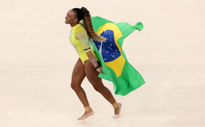 Rebeca Andrade se torna a maior atleta olímpica da história do Brasil