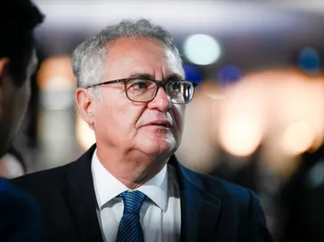 Renan Calheiros defende que Senado fiscalize a Abin