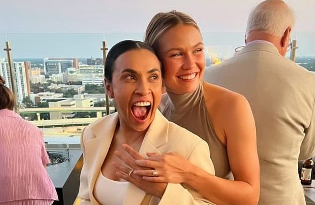 Marta anuncia noivado com Carrie Lawrence, lateral-direita do Orlando Pride