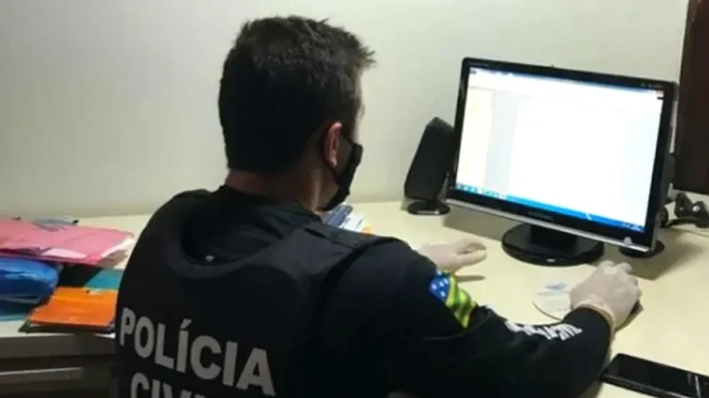 Polícia Civil conclui investigações do caso do homem que praticava sexo com galinhas e cadelas em Maceió