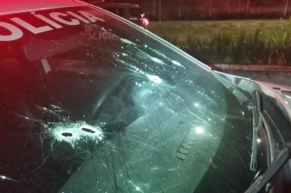 PMs são baleados com tiros de fuzil em ataque no interior