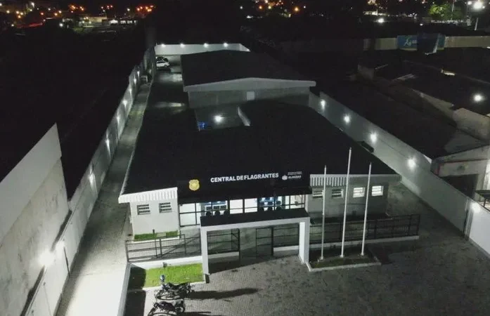 Homem invade casa, agride e tenta abusar da ex-esposa na Cidade Universitária