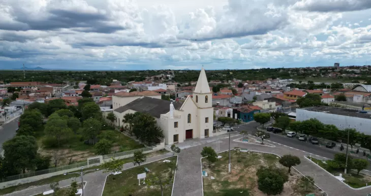 Homem é atropelado enquanto dormia embaixo de carreta