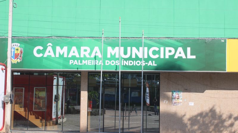 Câmara de Palmeira dos Índios realiza sessão com foco em projetos sociais e infraestrutura