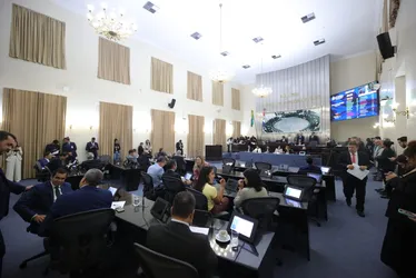 Assembleia de Alagoas aprova reajuste salarial para servidores estaduais