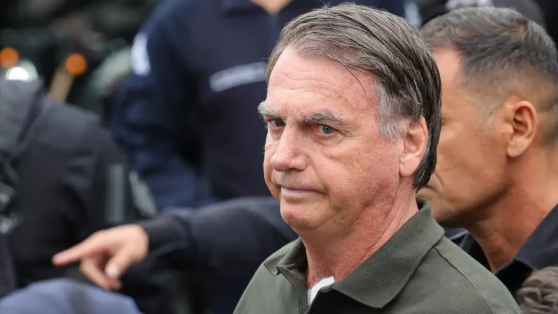 Para realizar cirurgia neste natal, Bolsonaro deixa prisão pela primeira vez