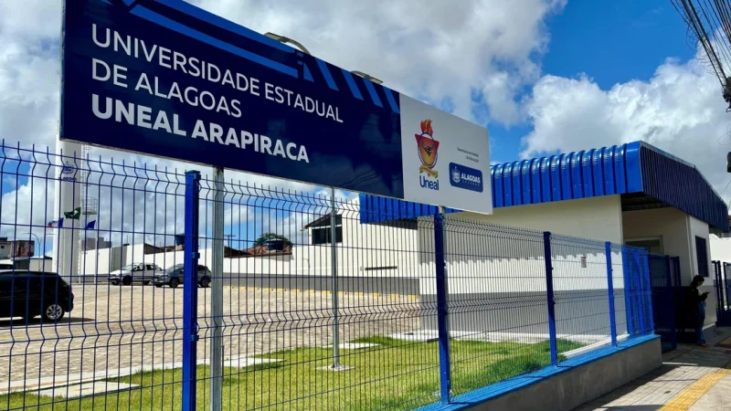 OPORTUNIDADE: Uneal lança edital com 51 vagas para professores externos