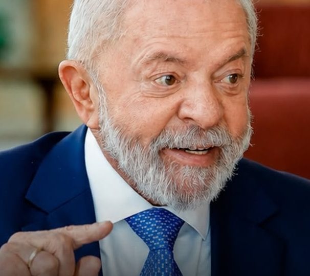 Lula veta projeto que contaria estágio como experiência profissional em concursos