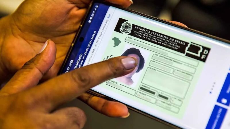 Senado aprova renovação automática da CNH para motorista sem multa; texto vai à sanção