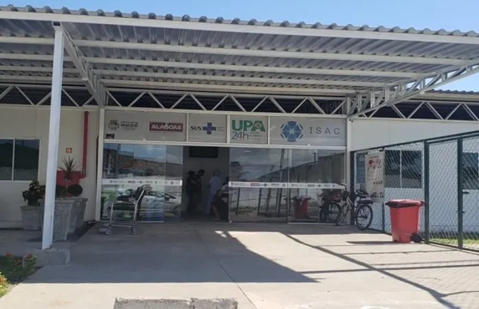 Mulher sobrevive a ataque de faca no Dia das Mães após lâmina quebrar durante golpes no peito